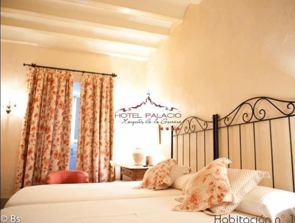 Palacio Marques De La Gomera Osuna Ngoại thất bức ảnh