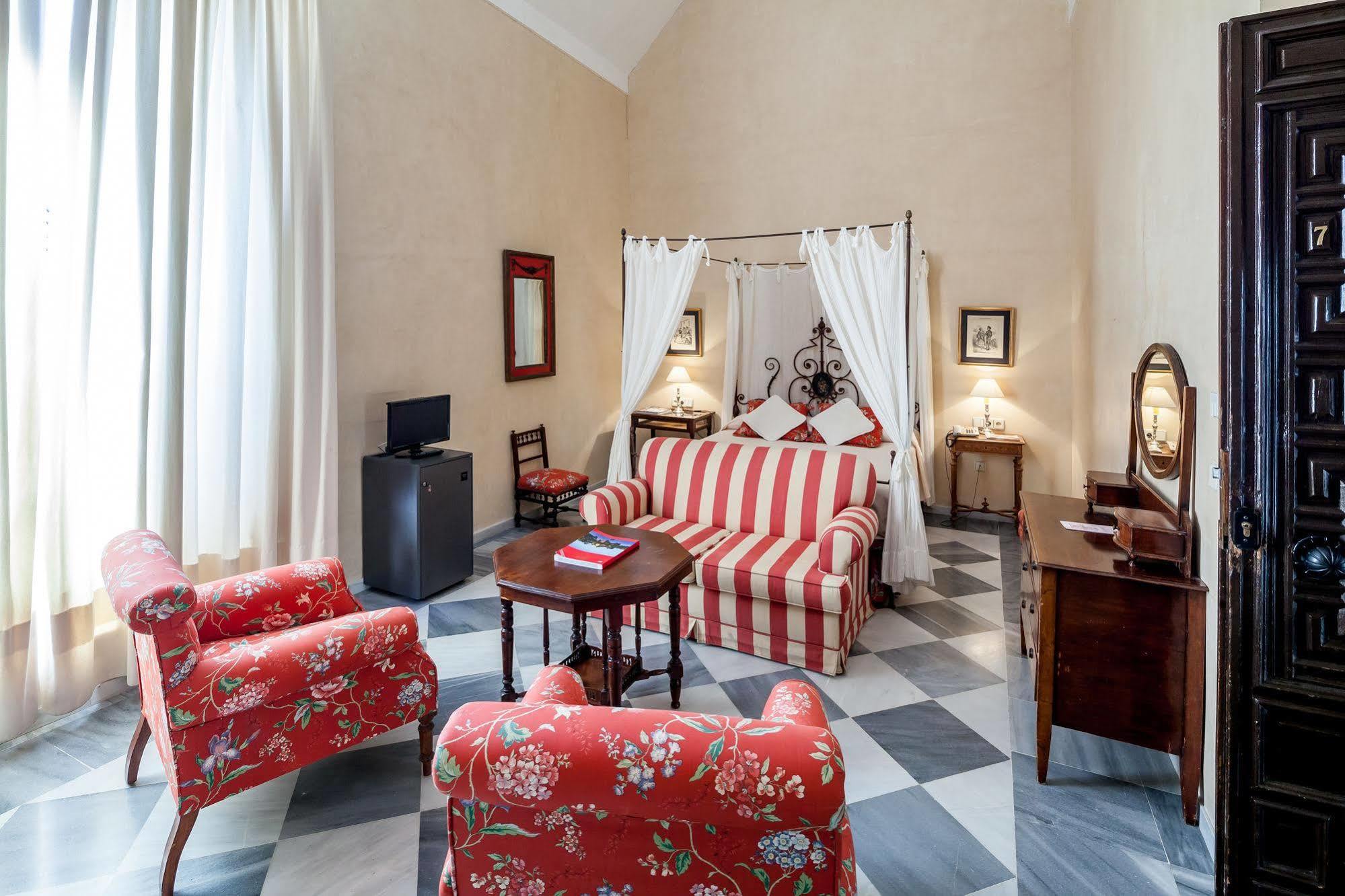 Palacio Marques De La Gomera Osuna Ngoại thất bức ảnh